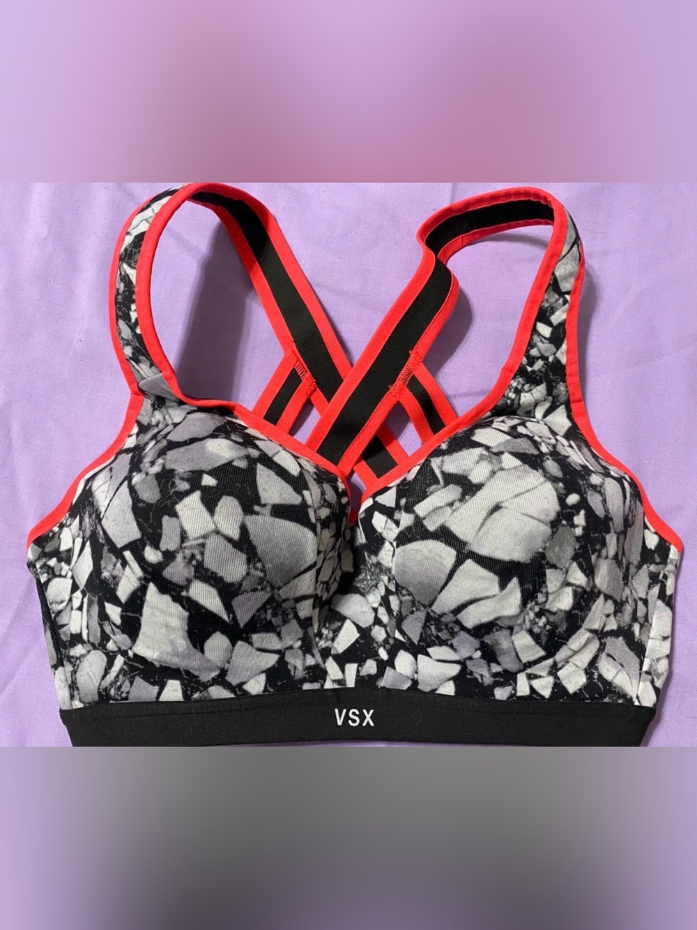 Victoria secret bras - Picture 2 of 2